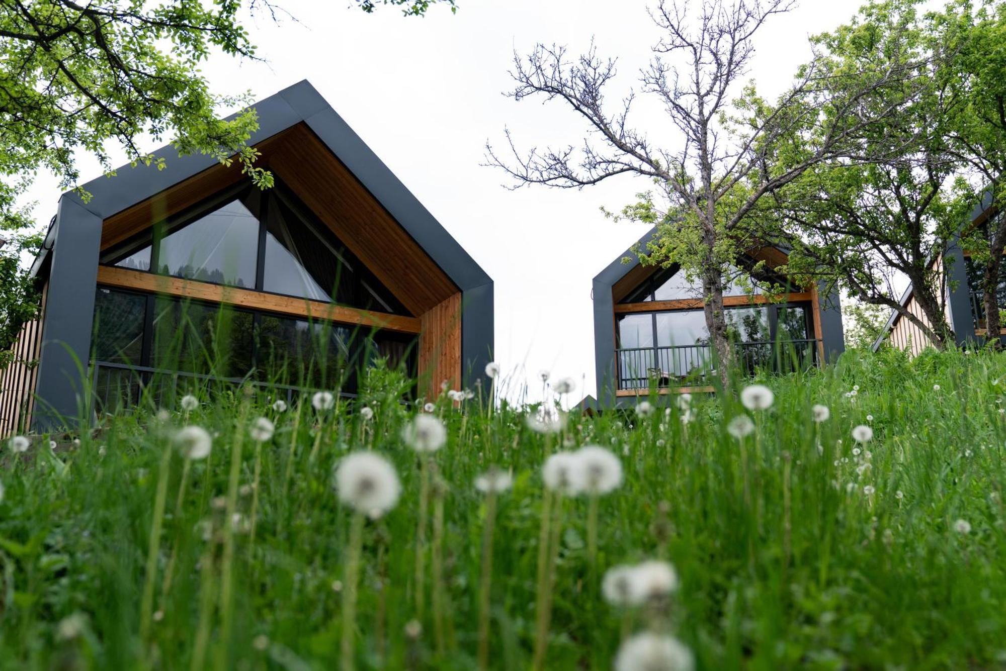 Qazaq Auyl Eco Hotel الماتي المظهر الخارجي الصورة
